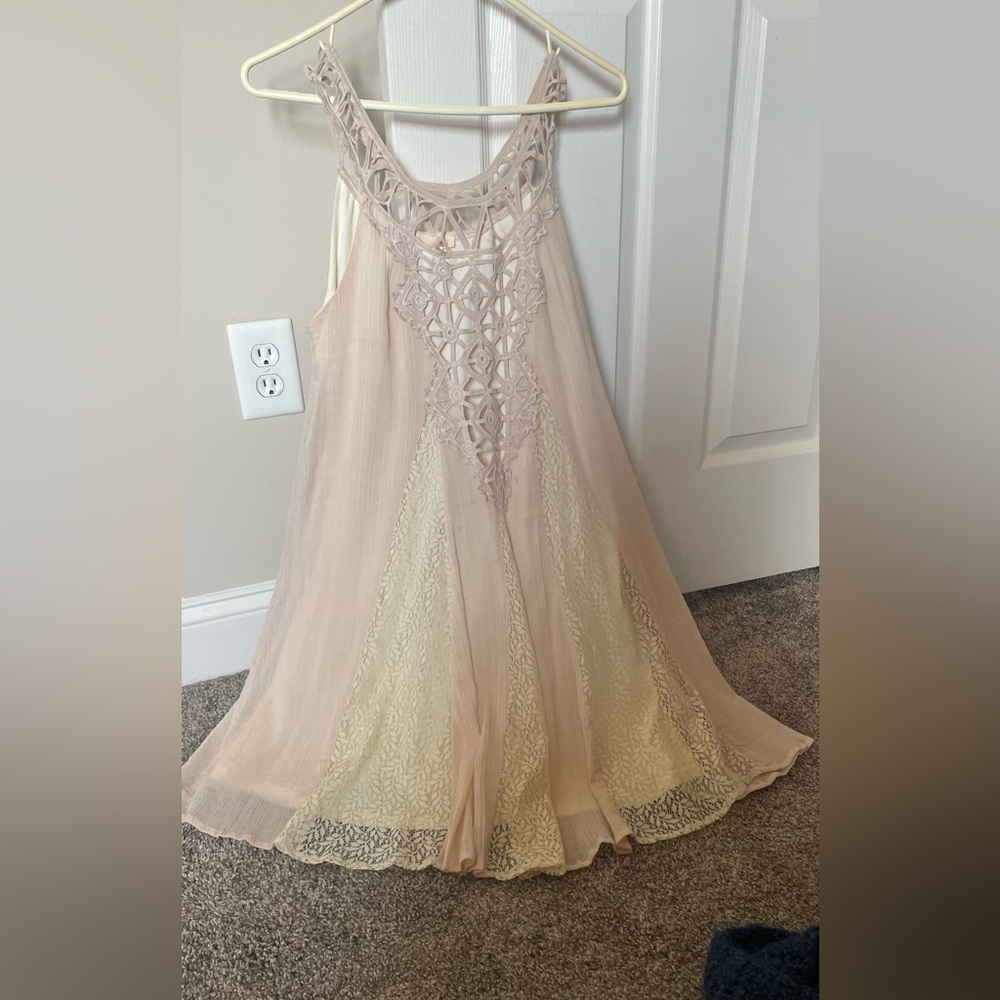 Ryu Cream Lace Detail Dress